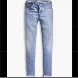 Levi’s High Waisted Wedgie Icon